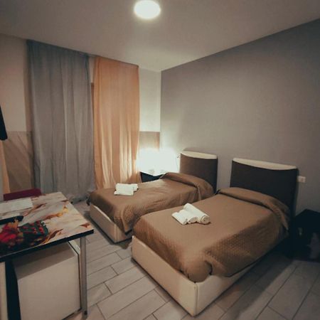 Neapolis Center Bed & Breakfast エクステリア 写真