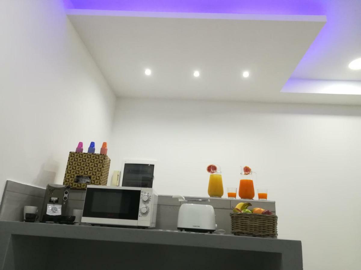 Neapolis Center Bed & Breakfast エクステリア 写真